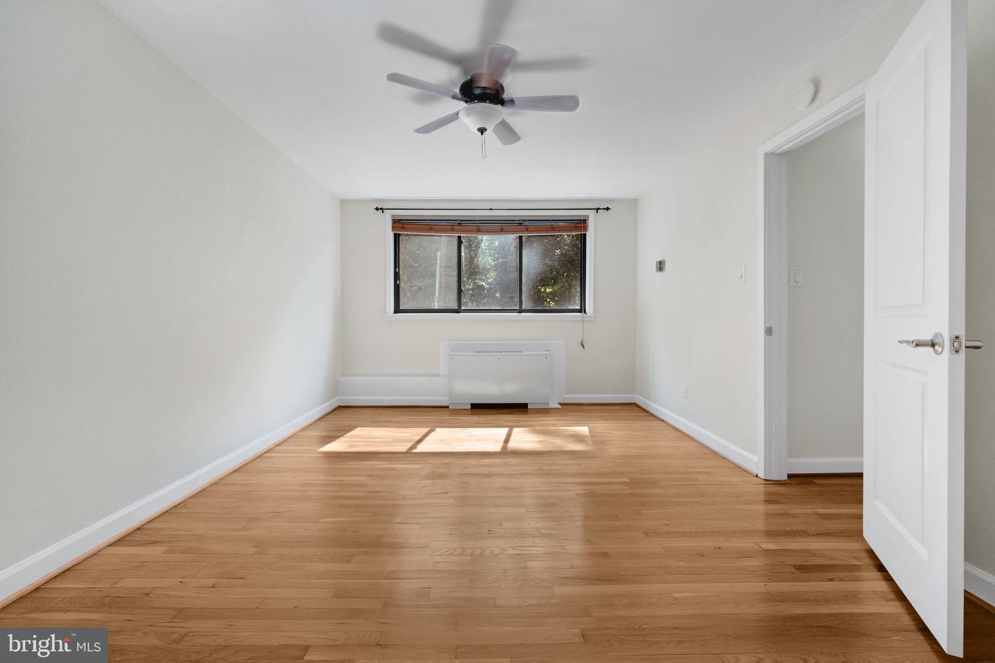 2725 39TH ST NW #307, WASHINGTON, District Of Columbia 20007, 1 Bedroom Bedrooms, ,1 BathroomBathrooms,Residential,For sale,2725 39TH ST NW #307,DCDC2209206 MLS # DCDC2209206