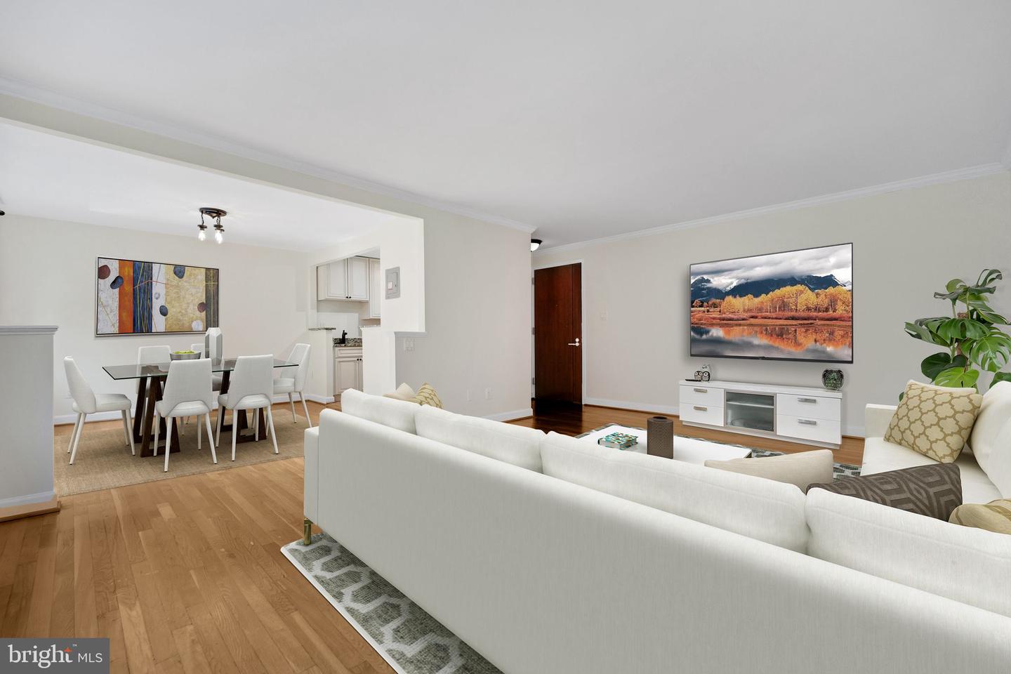2725 39TH ST NW #307, WASHINGTON, District Of Columbia 20007, 1 Bedroom Bedrooms, ,1 BathroomBathrooms,Residential,For sale,2725 39TH ST NW #307,DCDC2209206 MLS # DCDC2209206