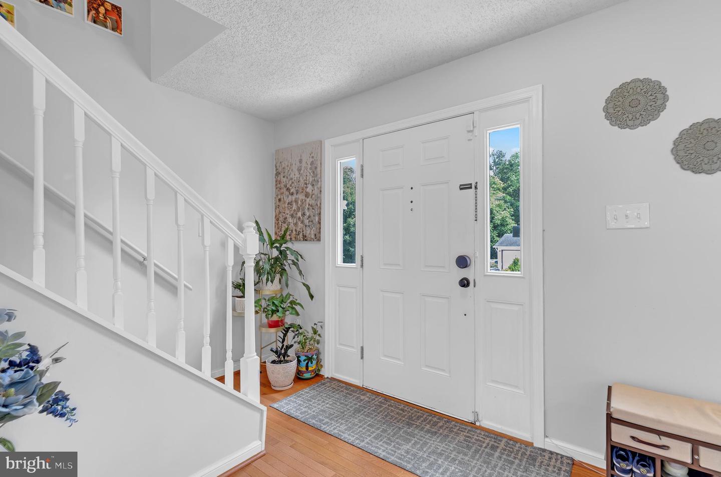 111 OAK VIEW DR SE, LEESBURG, Virginia 20175, 3 Bedrooms Bedrooms, ,2 BathroomsBathrooms,Residential,For sale,111 OAK VIEW DR SE,VALO2101378 MLS # VALO2101378