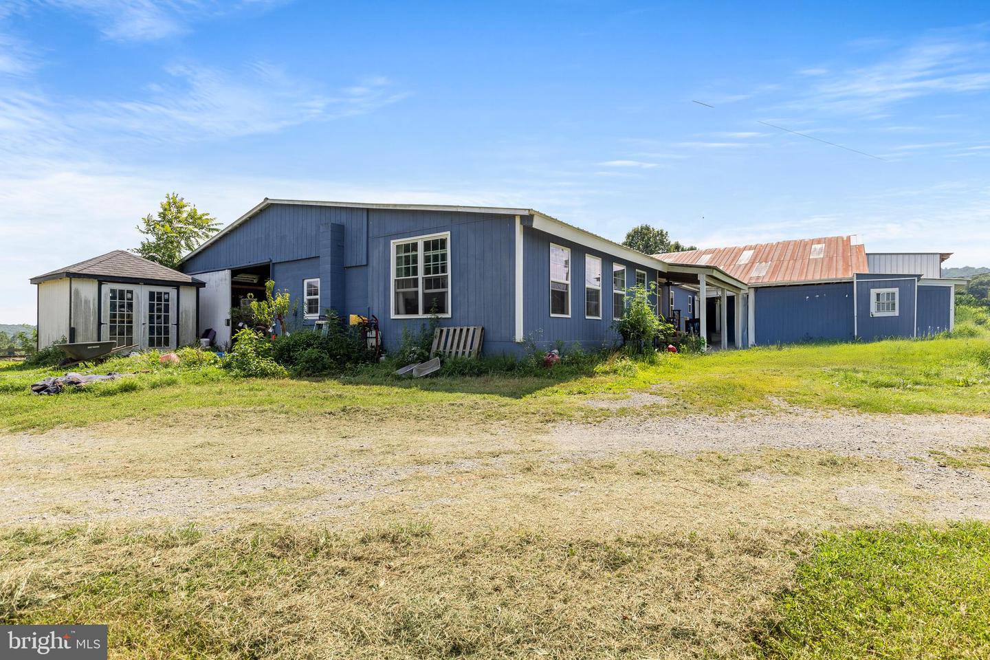 13427 HILLTOP FARM RD, GORDONSVILLE, Virginia 22942, 2 Bedrooms Bedrooms, ,1 BathroomBathrooms,Residential,For sale,13427 HILLTOP FARM RD,VAOR2010122 MLS # VAOR2010122
