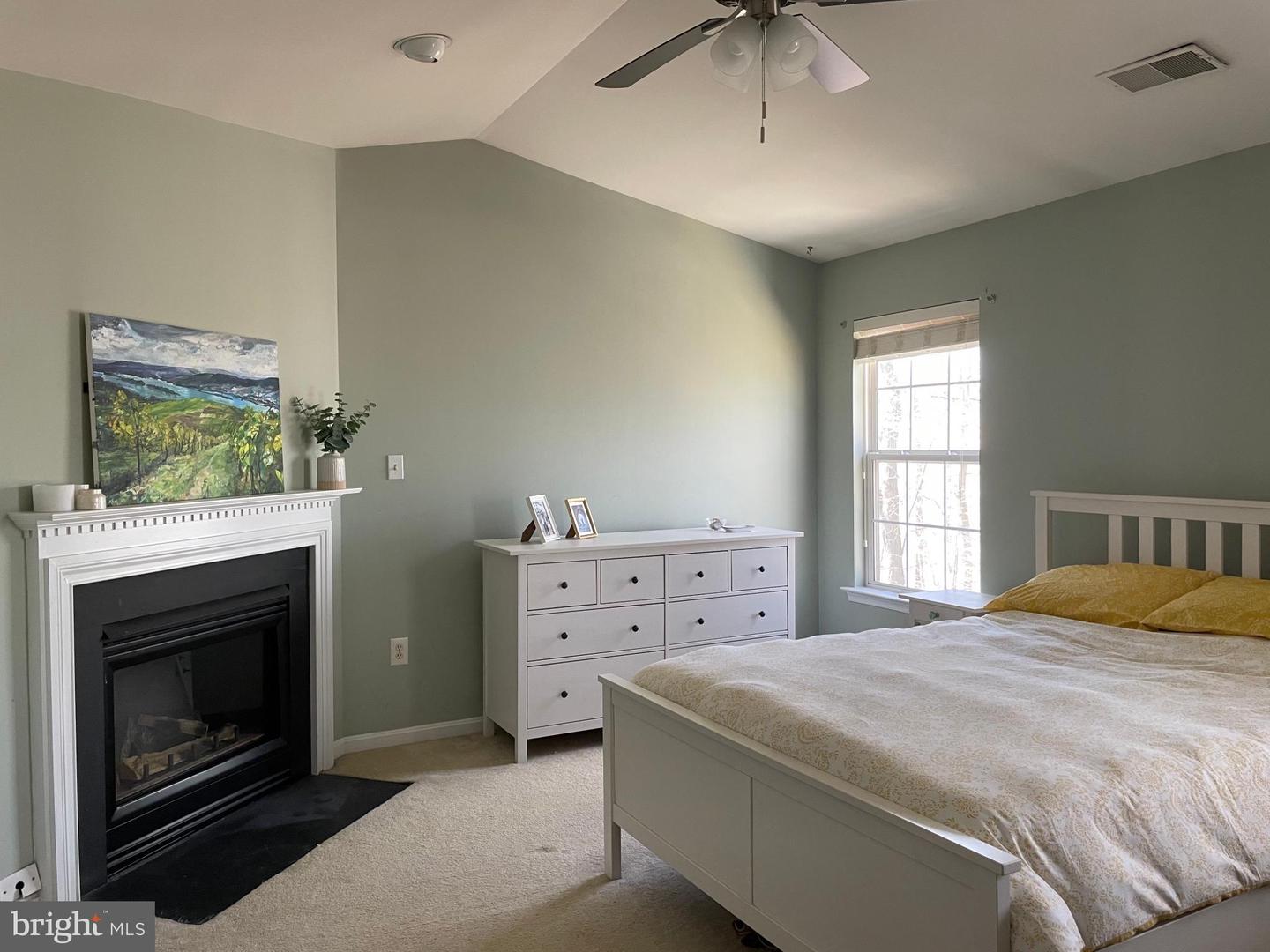 7730 SHADOWCREEK TER, SPRINGFIELD, Virginia 22153, 3 Bedrooms Bedrooms, ,2 BathroomsBathrooms,Residential,For sale,7730 SHADOWCREEK TER,VAFX2254354 MLS # VAFX2254354