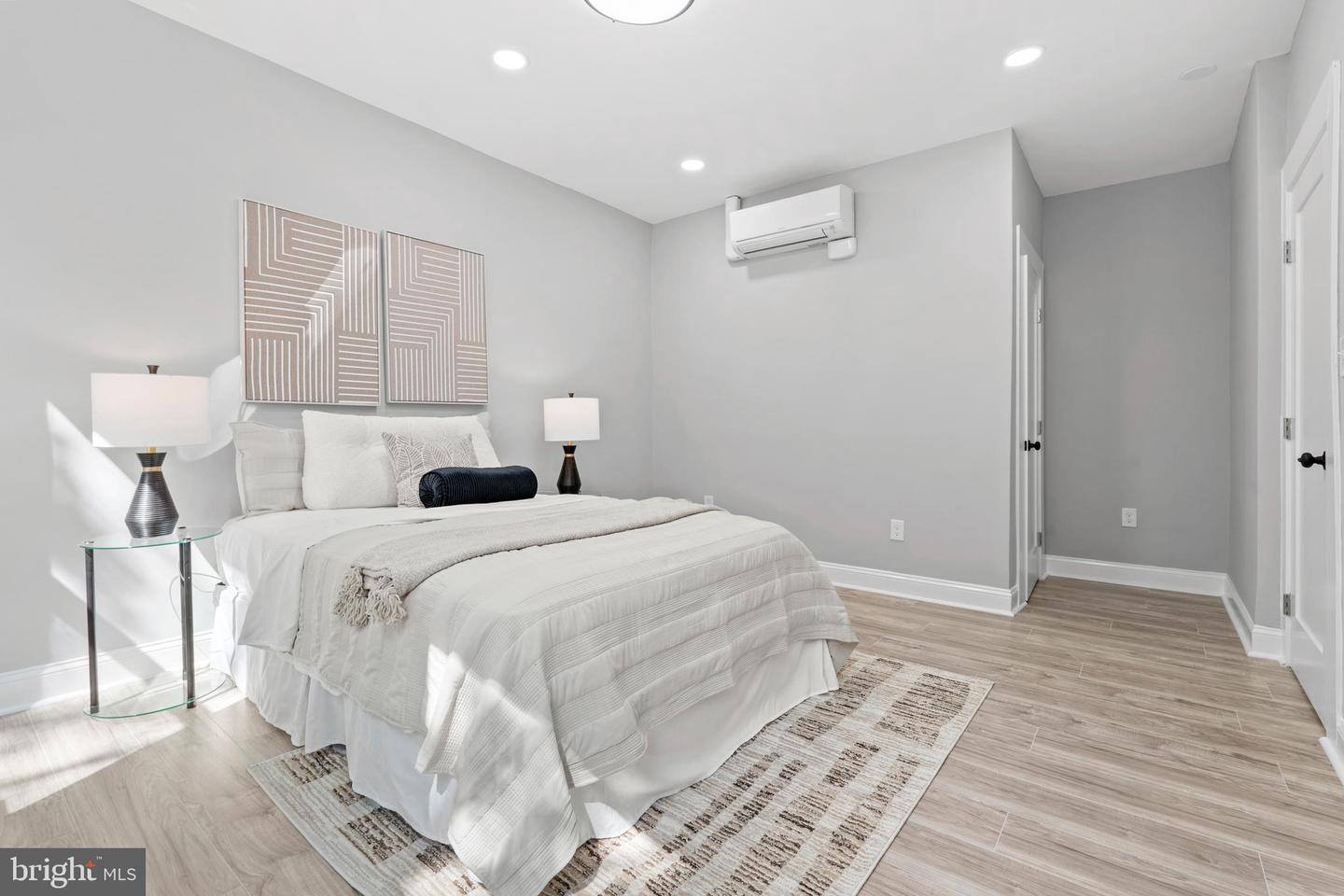 127 ROCK CREEK CHURCH RD NW, WASHINGTON, District Of Columbia 20011, 3 Bedrooms Bedrooms, ,2 BathroomsBathrooms,Residential,For sale,127 ROCK CREEK CHURCH RD NW,DCDC2209508 MLS # DCDC2209508