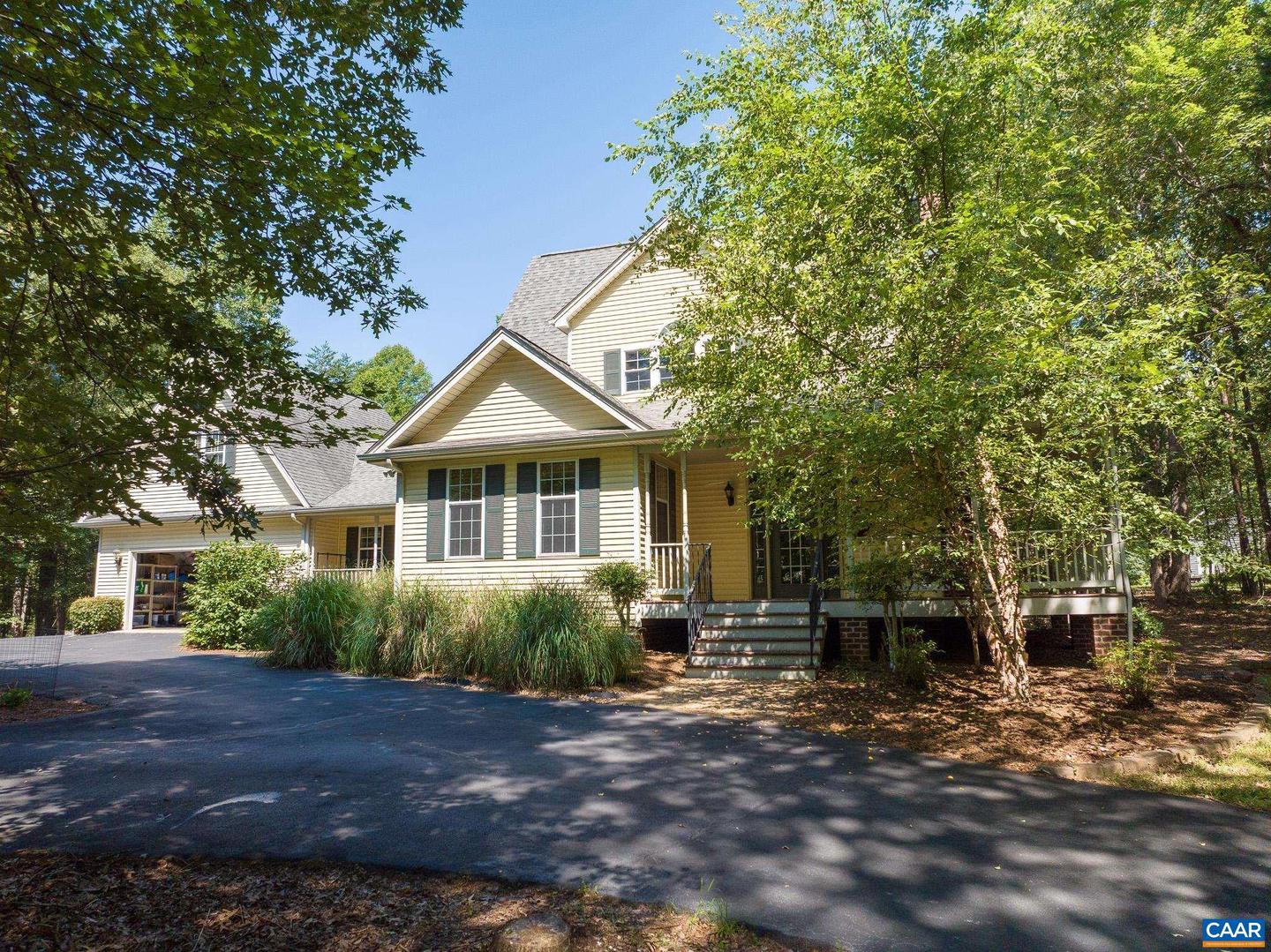 536 FOX HOLLOW LN, PALMYRA, Virginia 22963, 4 Bedrooms Bedrooms, ,3 BathroomsBathrooms,Residential,For sale,536 FOX HOLLOW LN,666531 MLS # 666531