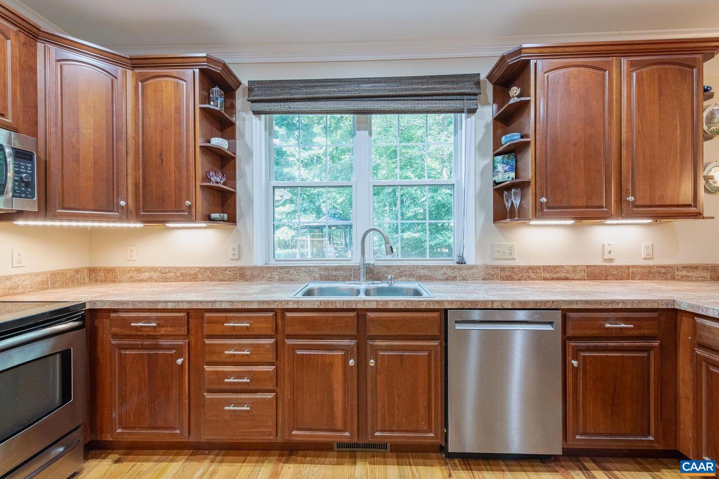 536 FOX HOLLOW LN, PALMYRA, Virginia 22963, 4 Bedrooms Bedrooms, ,3 BathroomsBathrooms,Residential,For sale,536 FOX HOLLOW LN,666531 MLS # 666531