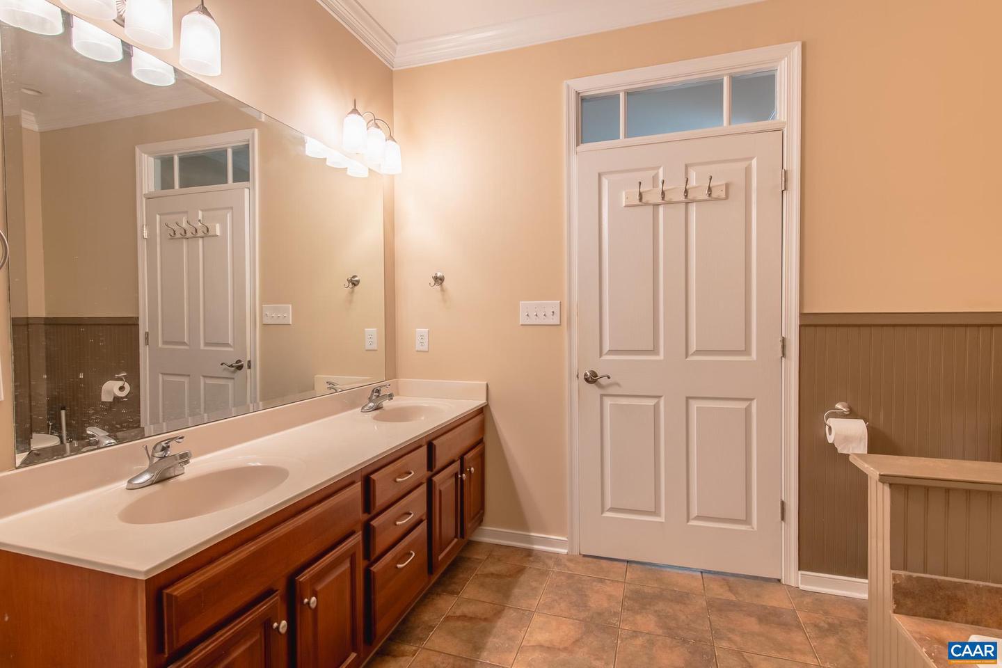 536 FOX HOLLOW LN, PALMYRA, Virginia 22963, 4 Bedrooms Bedrooms, ,3 BathroomsBathrooms,Residential,For sale,536 FOX HOLLOW LN,666531 MLS # 666531