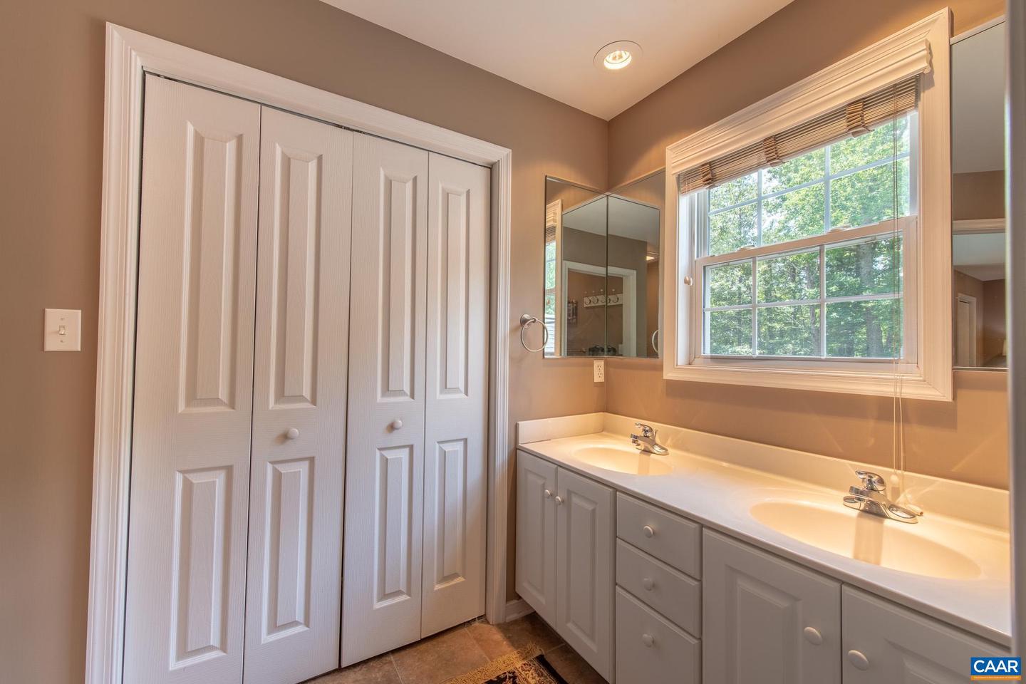 536 FOX HOLLOW LN, PALMYRA, Virginia 22963, 4 Bedrooms Bedrooms, ,3 BathroomsBathrooms,Residential,For sale,536 FOX HOLLOW LN,666531 MLS # 666531