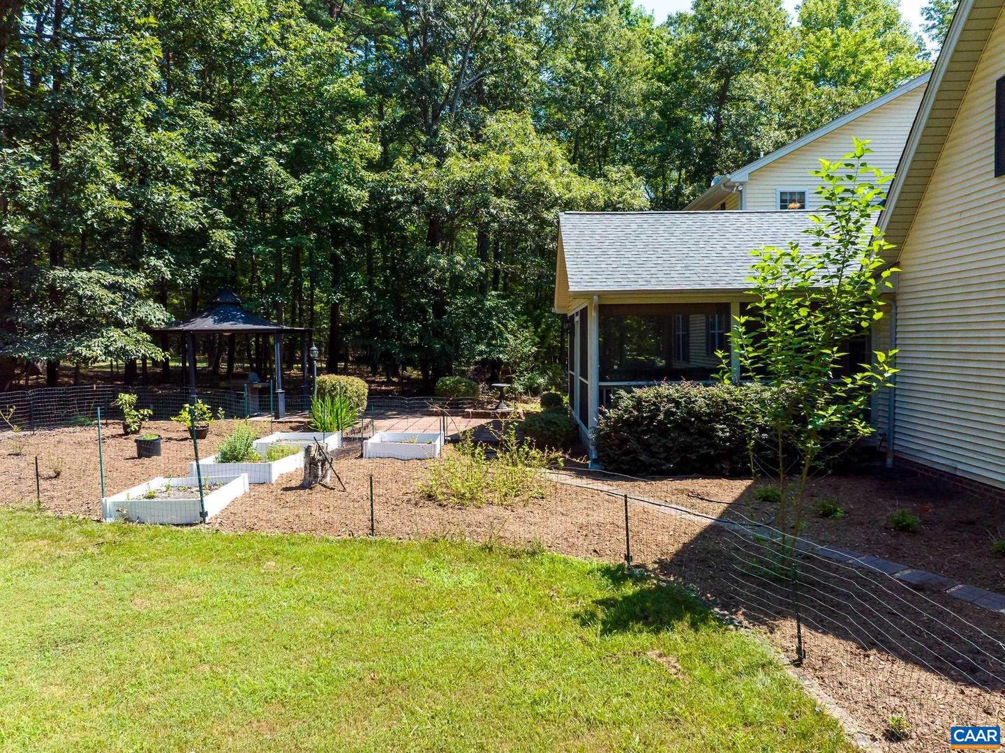 536 FOX HOLLOW LN, PALMYRA, Virginia 22963, 4 Bedrooms Bedrooms, ,3 BathroomsBathrooms,Residential,For sale,536 FOX HOLLOW LN,666531 MLS # 666531