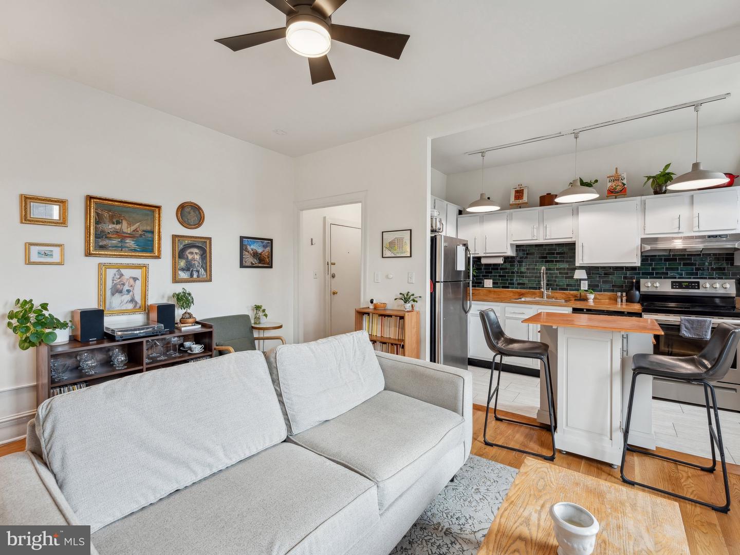 3420 16TH ST NW #304, WASHINGTON, District Of Columbia 20010, 1 Bedroom Bedrooms, ,1 BathroomBathrooms,Residential,For sale,3420 16TH ST NW #304,DCDC2191202 MLS # DCDC2191202