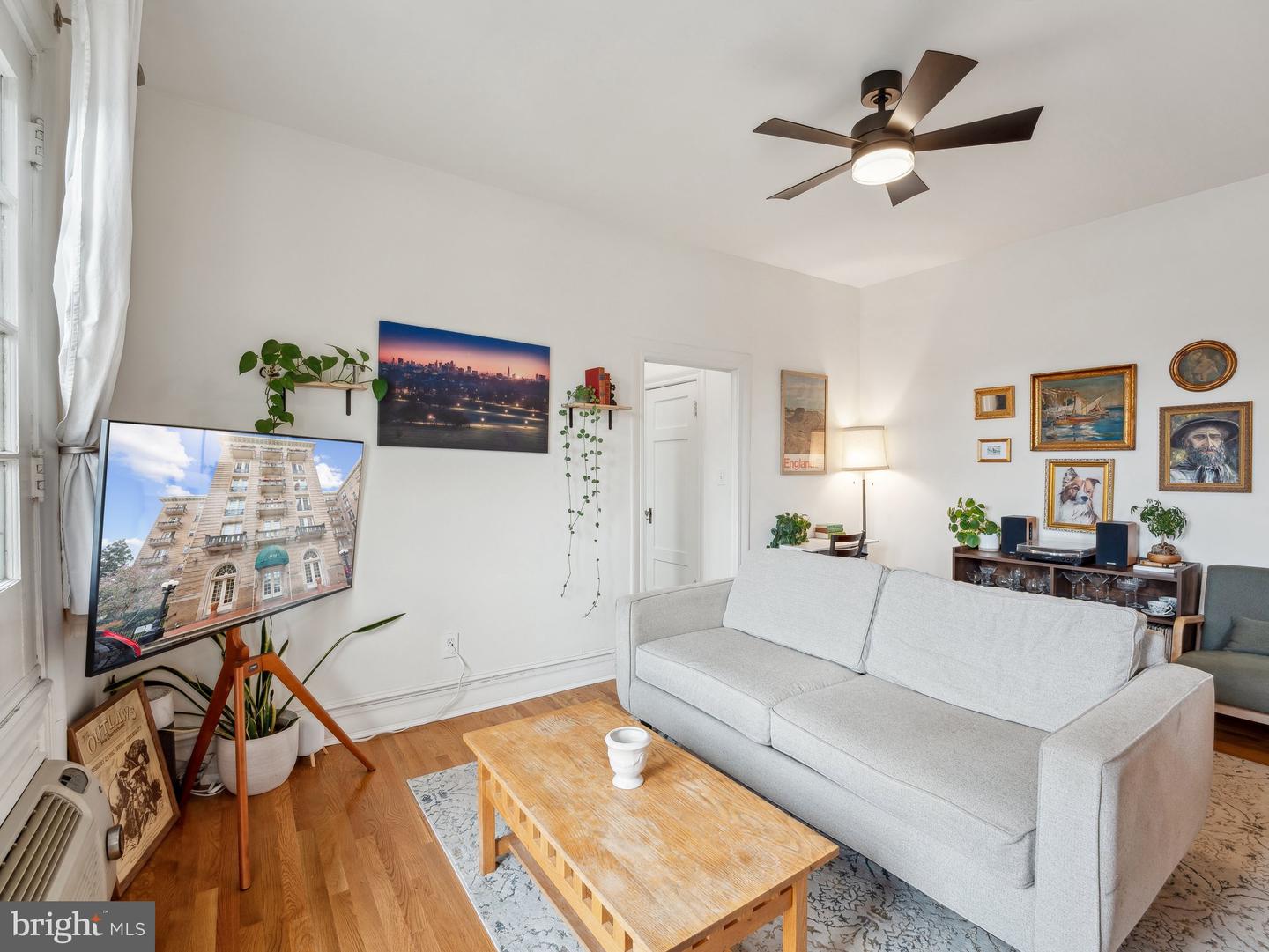 3420 16TH ST NW #304, WASHINGTON, District Of Columbia 20010, 1 Bedroom Bedrooms, ,1 BathroomBathrooms,Residential,For sale,3420 16TH ST NW #304,DCDC2191202 MLS # DCDC2191202