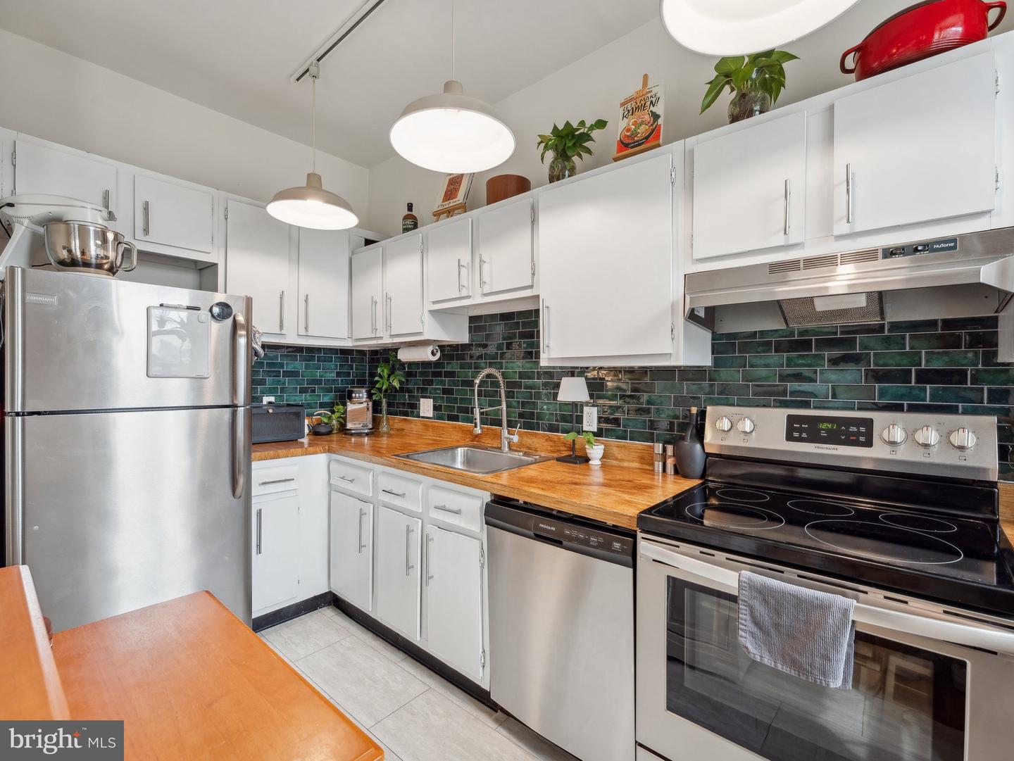 3420 16TH ST NW #304, WASHINGTON, District Of Columbia 20010, 1 Bedroom Bedrooms, ,1 BathroomBathrooms,Residential,For sale,3420 16TH ST NW #304,DCDC2191202 MLS # DCDC2191202