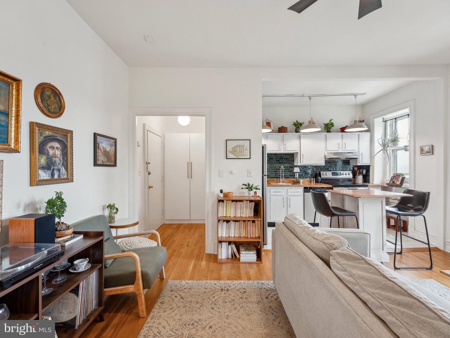 3420 16TH ST NW #304, WASHINGTON, District Of Columbia 20010, 1 Bedroom Bedrooms, ,1 BathroomBathrooms,Residential,For sale,3420 16TH ST NW #304,DCDC2191202 MLS # DCDC2191202