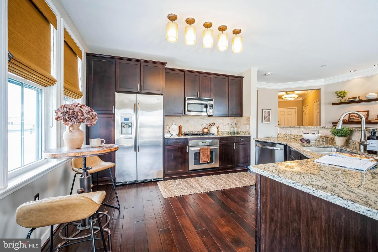 2101 N MONROE ST #401, ARLINGTON, Virginia 22207, 2 Bedrooms Bedrooms, ,2 BathroomsBathrooms,Residential,For sale,2101 N MONROE ST #401,VAAR2054944 MLS # VAAR2054944