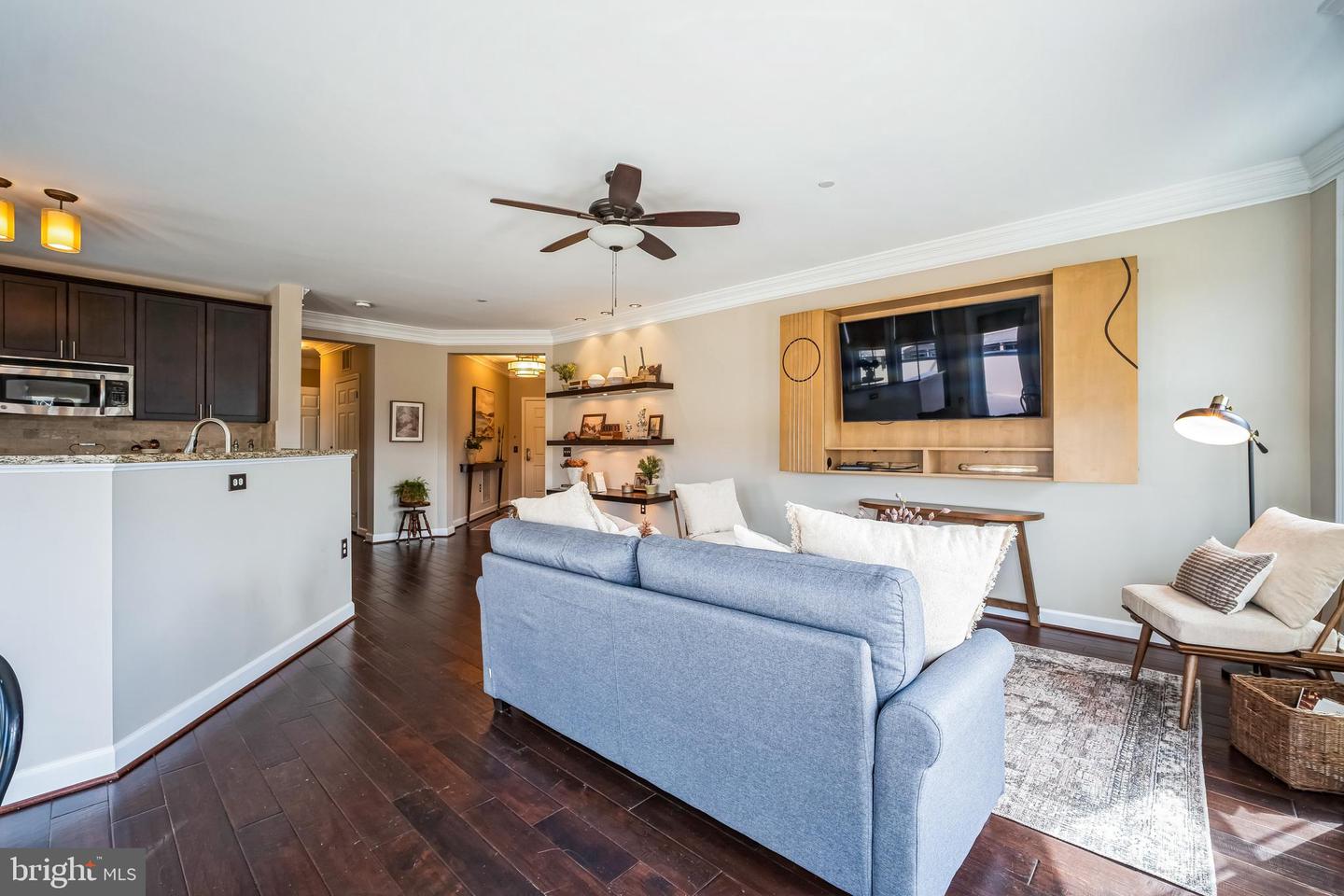 2101 N MONROE ST #401, ARLINGTON, Virginia 22207, 2 Bedrooms Bedrooms, ,2 BathroomsBathrooms,Residential,For sale,2101 N MONROE ST #401,VAAR2054944 MLS # VAAR2054944