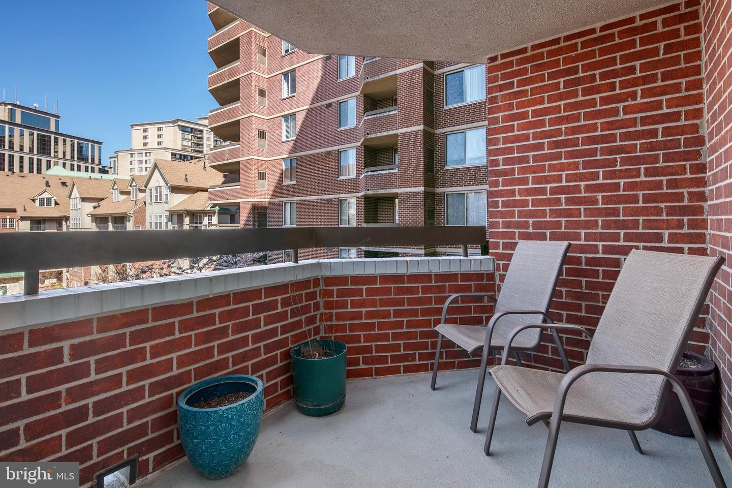1276 N WAYNE ST #408, ARLINGTON, Virginia 22201, 2 Bedrooms Bedrooms, ,2 BathroomsBathrooms,Residential,For sale,1276 N WAYNE ST #408,VAAR2055362 MLS # VAAR2055362