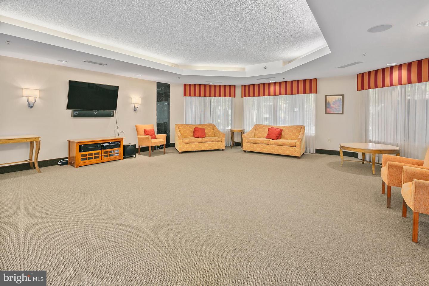 1276 N WAYNE ST #408, ARLINGTON, Virginia 22201, 2 Bedrooms Bedrooms, ,2 BathroomsBathrooms,Residential,For sale,1276 N WAYNE ST #408,VAAR2055362 MLS # VAAR2055362
