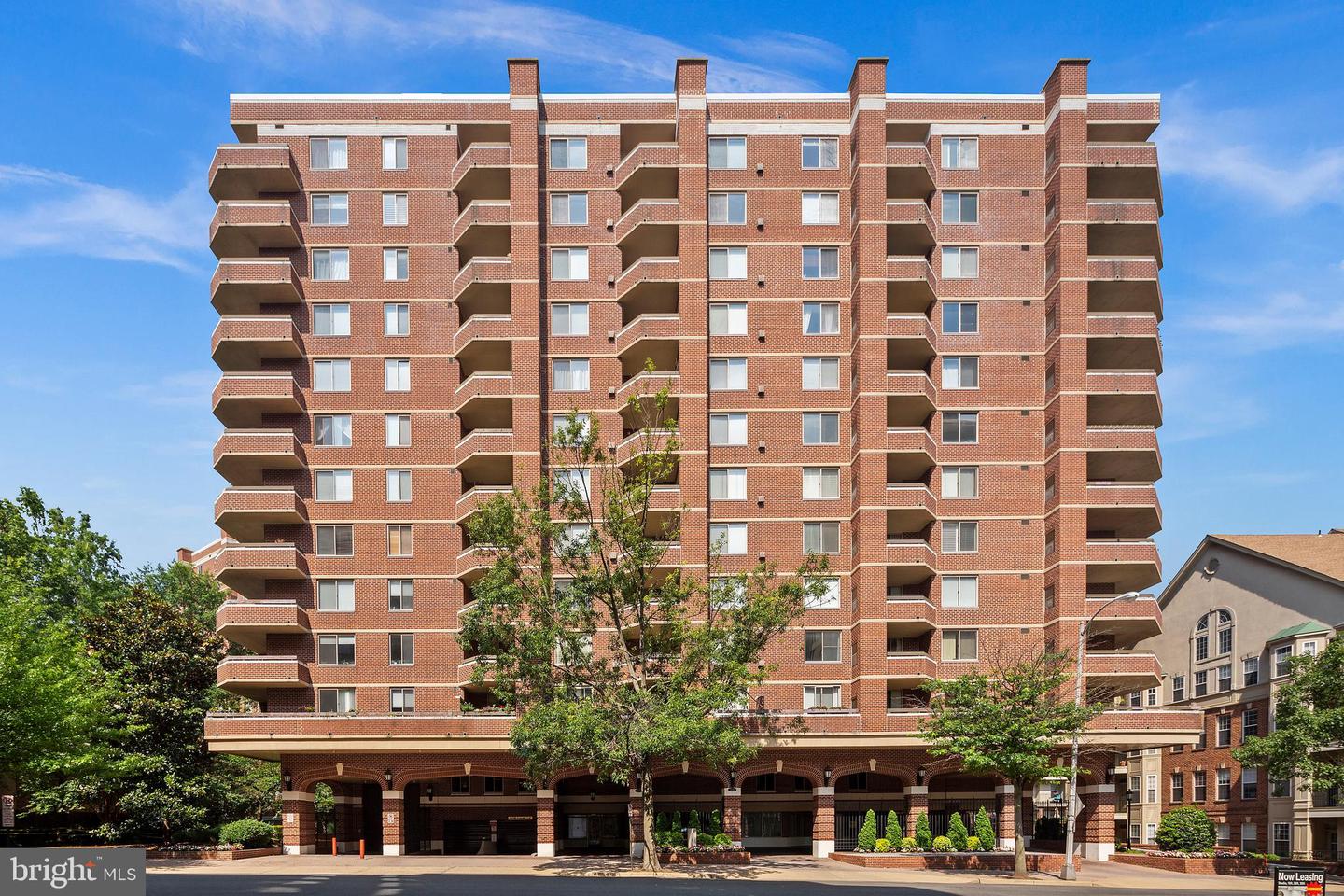 1276 N WAYNE ST #408, ARLINGTON, Virginia 22201, 2 Bedrooms Bedrooms, ,2 BathroomsBathrooms,Residential,For sale,1276 N WAYNE ST #408,VAAR2055362 MLS # VAAR2055362