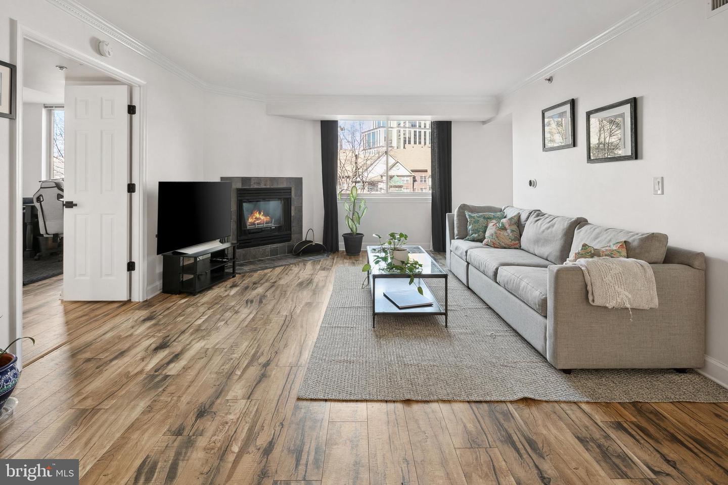 1276 N WAYNE ST #408, ARLINGTON, Virginia 22201, 2 Bedrooms Bedrooms, ,2 BathroomsBathrooms,Residential,For sale,1276 N WAYNE ST #408,VAAR2055362 MLS # VAAR2055362