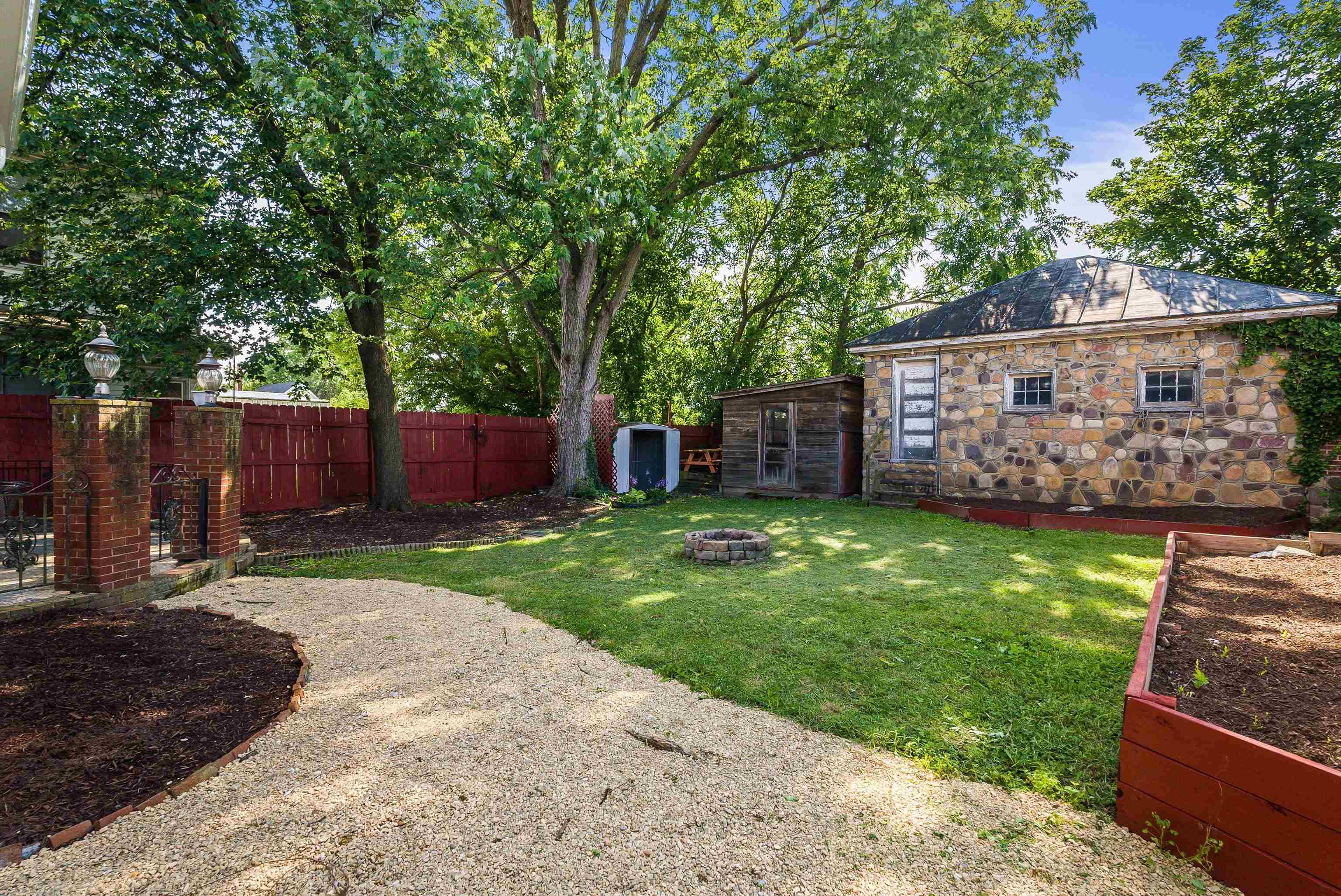 459 N LIBERTY ST, HARRISONBURG, Virginia 22802, 3 Bedrooms Bedrooms, ,2 BathroomsBathrooms,Residential,459 N LIBERTY ST,666538 MLS # 666538