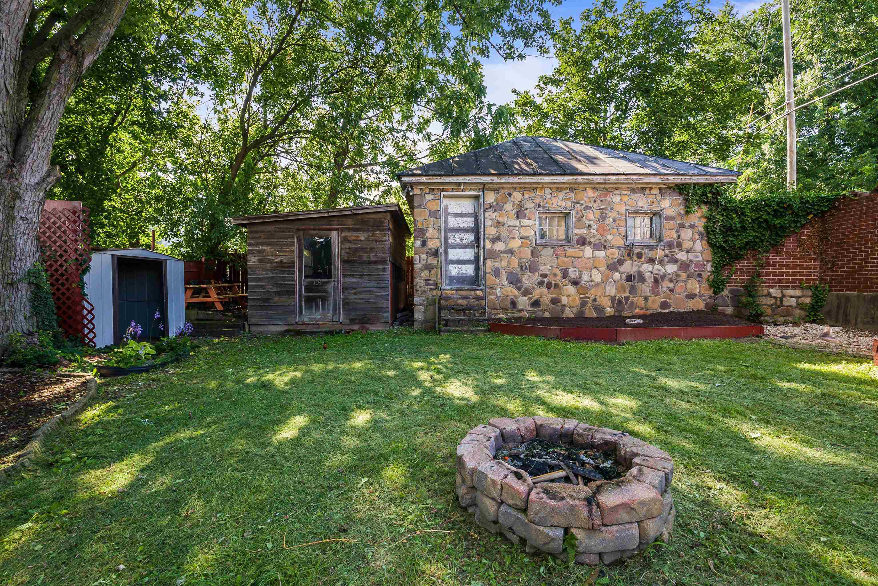 459 N LIBERTY ST, HARRISONBURG, Virginia 22802, 3 Bedrooms Bedrooms, ,2 BathroomsBathrooms,Residential,459 N LIBERTY ST,666538 MLS # 666538