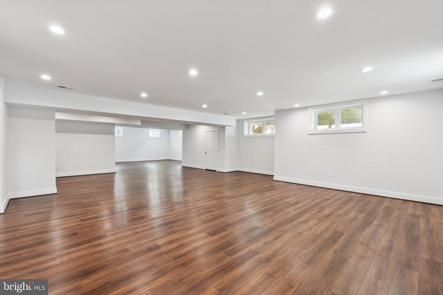 1830 CHERRI DR, FALLS CHURCH, Virginia 22043, 6 Bedrooms Bedrooms, ,6 BathroomsBathrooms,Residential,For sale,1830 CHERRI DR,VAFX2244550 MLS # VAFX2244550