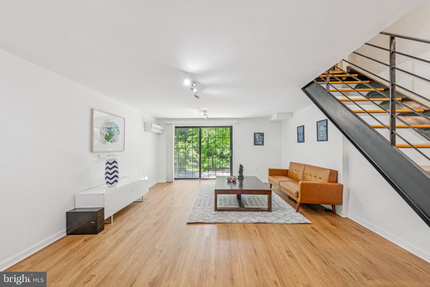 2937 FORT BAKER DR SE, WASHINGTON, District Of Columbia 20020, 3 Bedrooms Bedrooms, ,3 BathroomsBathrooms,Residential,For sale,2937 FORT BAKER DR SE,DCDC2203624 MLS # DCDC2203624