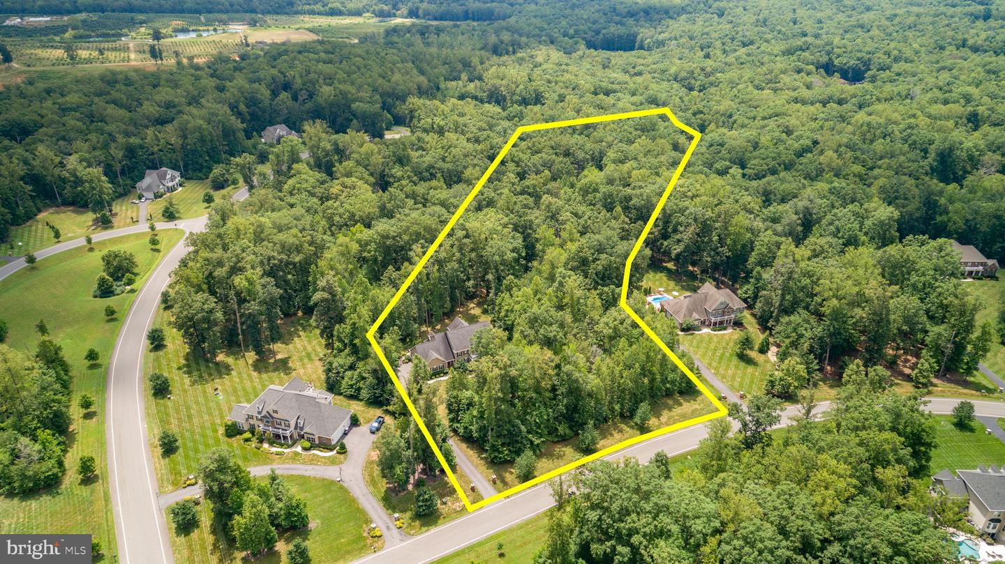 25 DELPHINIUM WAY, STAFFORD, Virginia 22556, 5 Bedrooms Bedrooms, ,4 BathroomsBathrooms,Residential,For sale,25 DELPHINIUM WAY,VAST2039722 MLS # VAST2039722