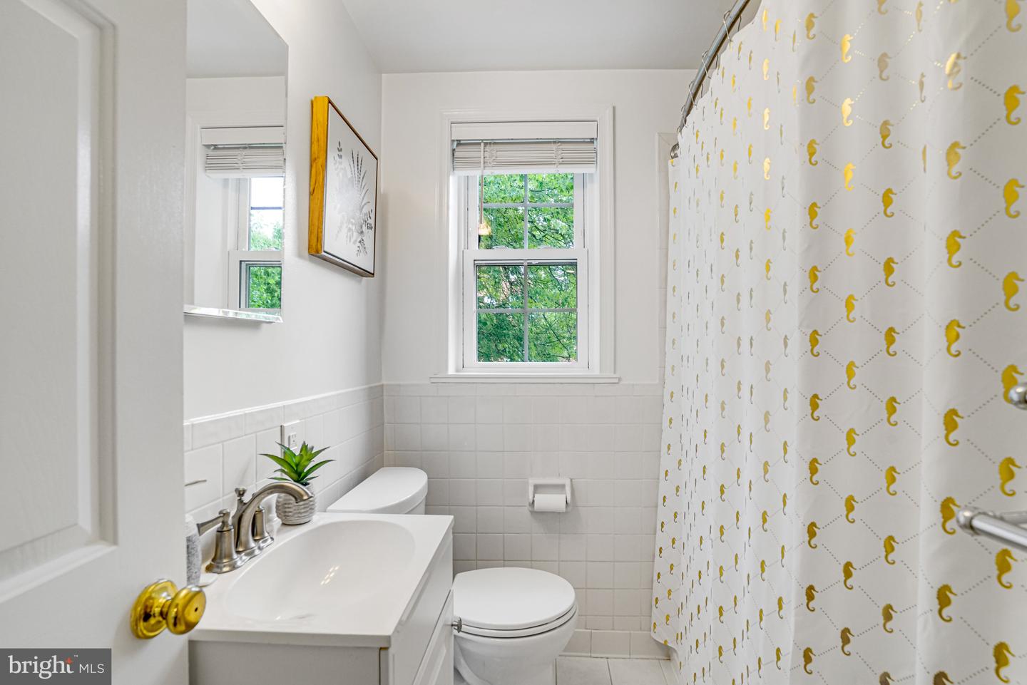 6625 10TH ST #A1, ALEXANDRIA, Virginia 22307, 3 Bedrooms Bedrooms, ,1 BathroomBathrooms,Residential,For sale,6625 10TH ST #A1,VAFX2249844 MLS # VAFX2249844