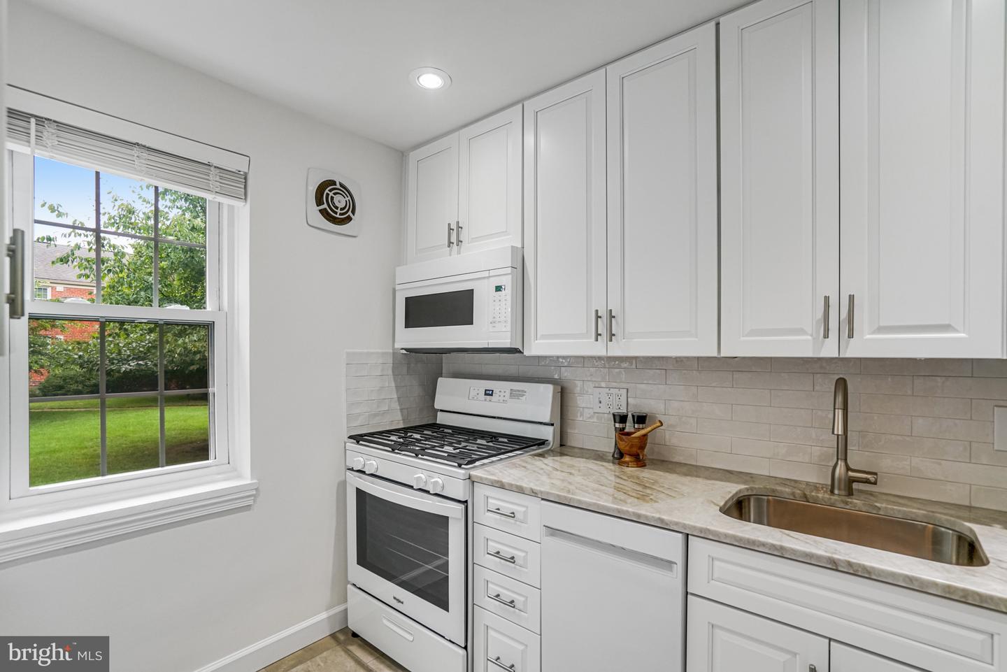 6625 10TH ST #A1, ALEXANDRIA, Virginia 22307, 3 Bedrooms Bedrooms, ,1 BathroomBathrooms,Residential,For sale,6625 10TH ST #A1,VAFX2249844 MLS # VAFX2249844