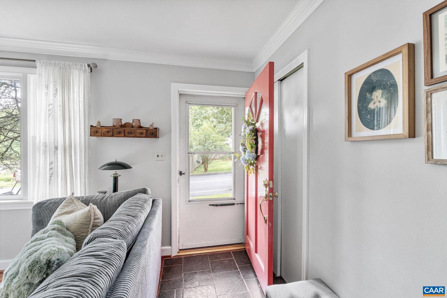 1605 OAKLEAF LN, CHARLOTTESVILLE, Virginia 22903, 2 Bedrooms Bedrooms, ,1 BathroomBathrooms,Residential,For sale,1605 OAKLEAF LN,666091 MLS # 666091