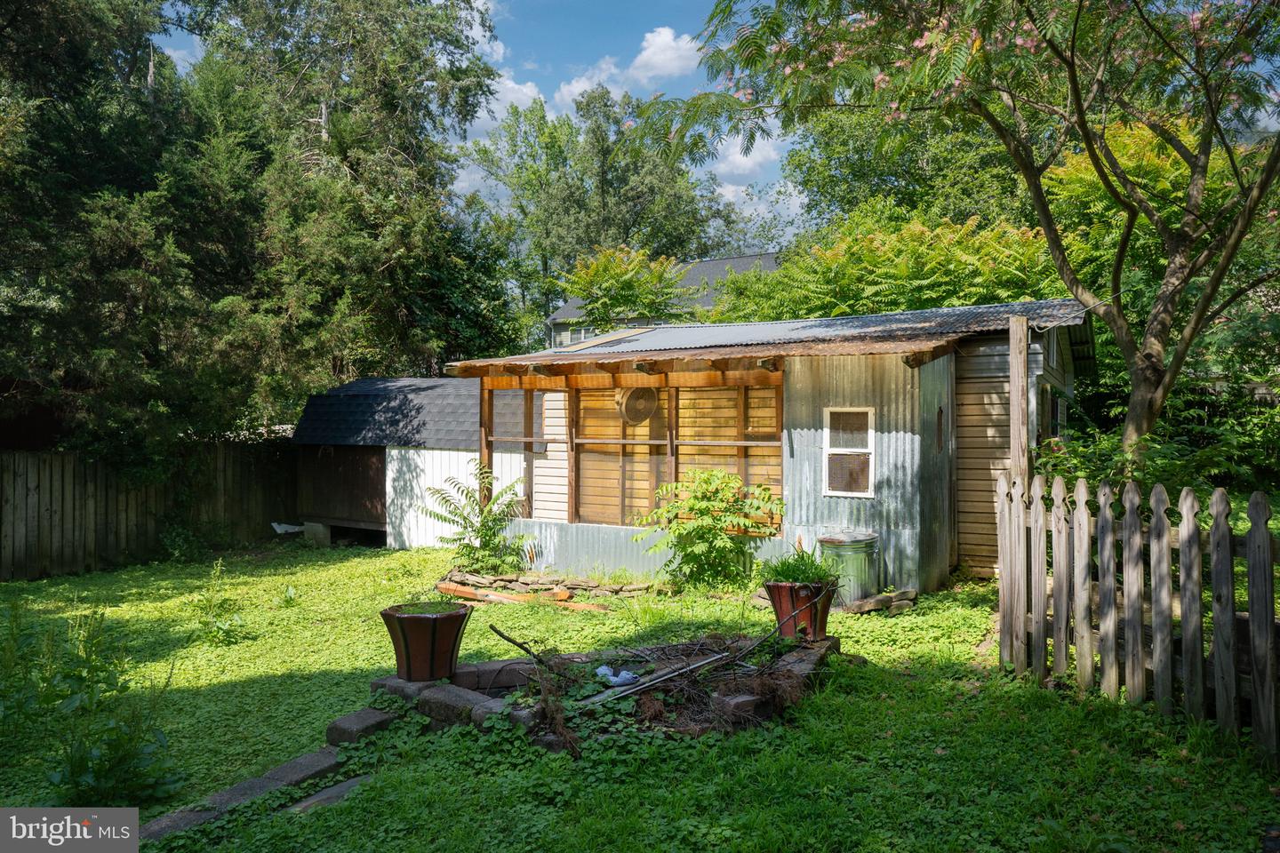 102 BREEZEWOOD DR, FREDERICKSBURG, Virginia 22407, 2 Bedrooms Bedrooms, ,3 BathroomsBathrooms,Residential,For sale,102 BREEZEWOOD DR,VASP2034212 MLS # VASP2034212