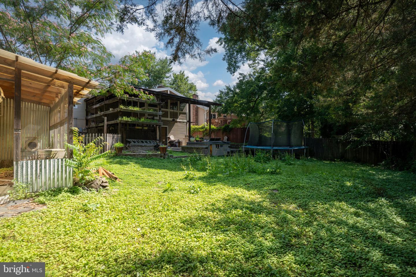 102 BREEZEWOOD DR, FREDERICKSBURG, Virginia 22407, 2 Bedrooms Bedrooms, ,3 BathroomsBathrooms,Residential,For sale,102 BREEZEWOOD DR,VASP2034212 MLS # VASP2034212