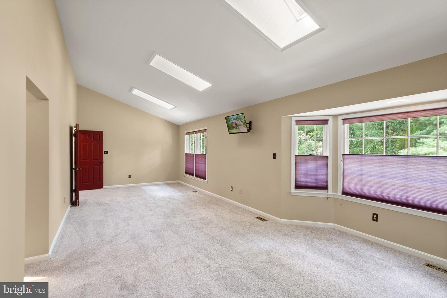 1631 AUTUMNWOOD DR, RESTON, Virginia 20194, 4 Bedrooms Bedrooms, ,4 BathroomsBathrooms,Residential,For sale,1631 AUTUMNWOOD DR,VAFX2250618 MLS # VAFX2250618