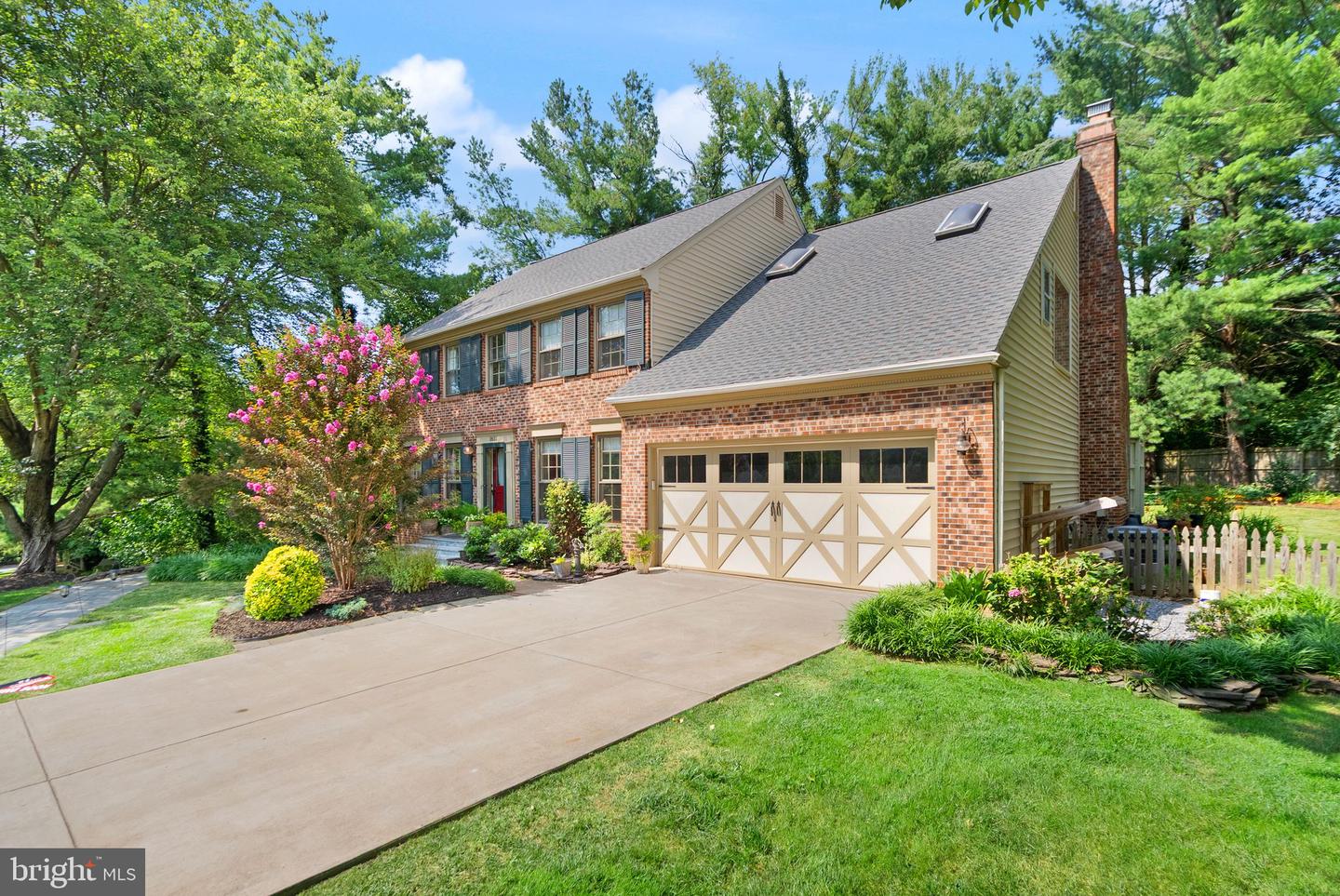 1631 AUTUMNWOOD DR, RESTON, Virginia 20194, 4 Bedrooms Bedrooms, ,4 BathroomsBathrooms,Residential,For sale,1631 AUTUMNWOOD DR,VAFX2250618 MLS # VAFX2250618