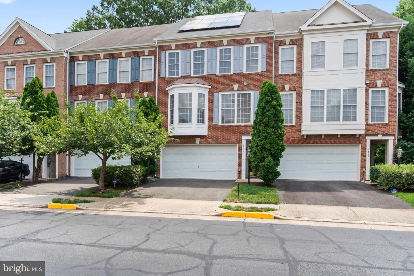 7589 GREY GOOSE WAY, ALEXANDRIA, Virginia 22306, 3 Bedrooms Bedrooms, ,3 BathroomsBathrooms,Residential,For sale,7589 GREY GOOSE WAY,VAFX2252706 MLS # VAFX2252706