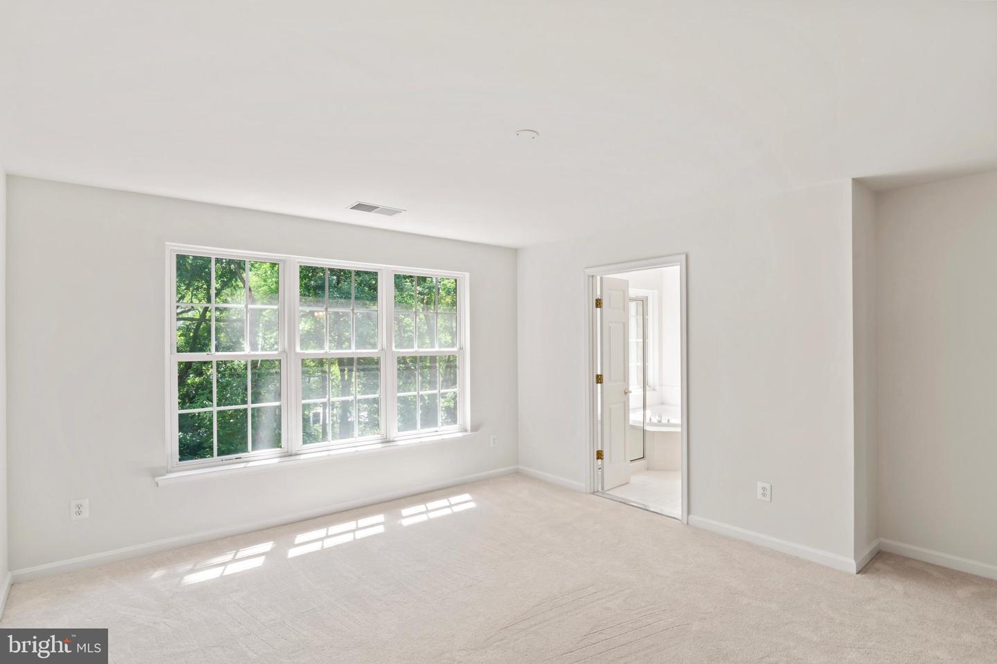 7589 GREY GOOSE WAY, ALEXANDRIA, Virginia 22306, 3 Bedrooms Bedrooms, ,3 BathroomsBathrooms,Residential,For sale,7589 GREY GOOSE WAY,VAFX2252706 MLS # VAFX2252706