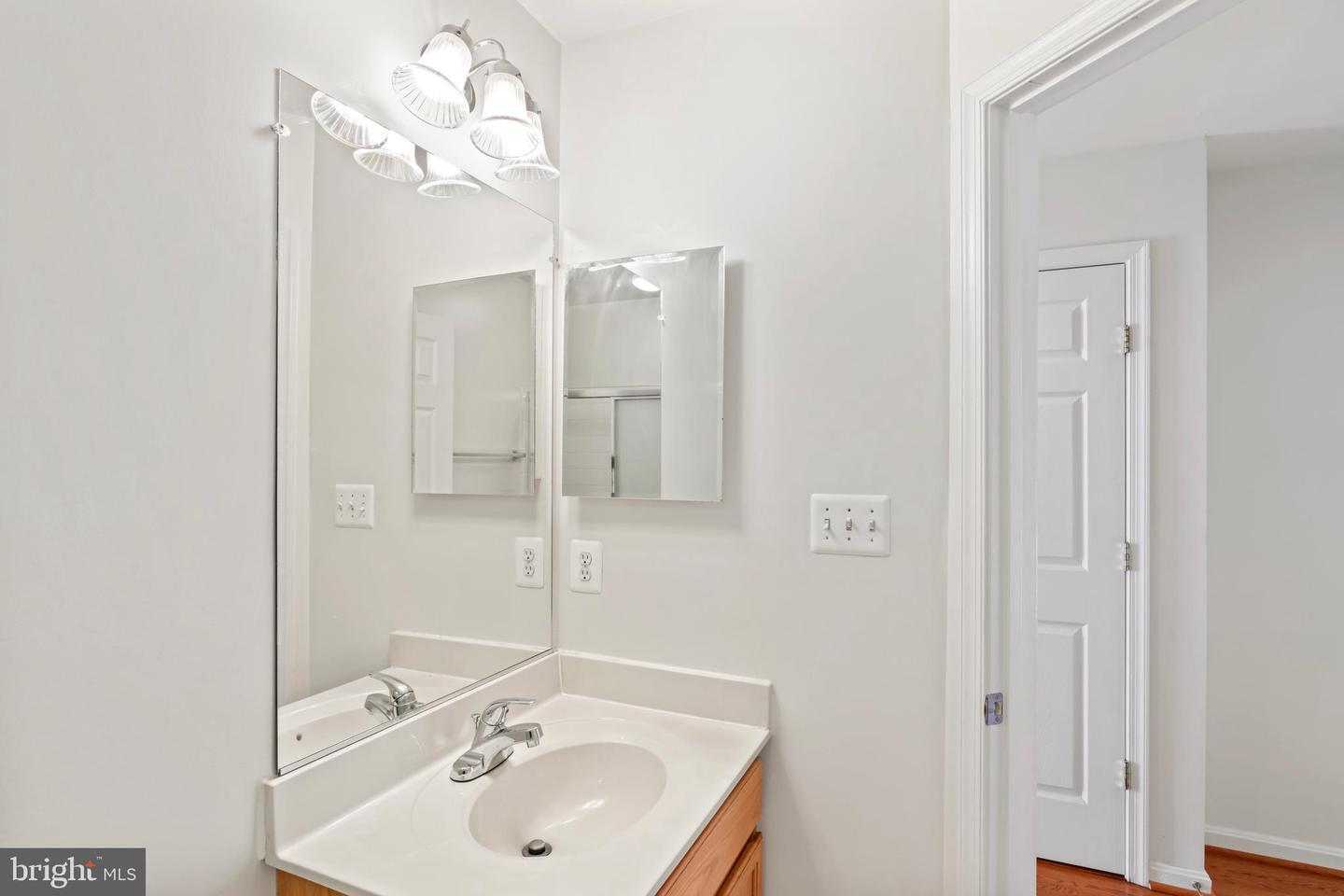 7589 GREY GOOSE WAY, ALEXANDRIA, Virginia 22306, 3 Bedrooms Bedrooms, ,3 BathroomsBathrooms,Residential,For sale,7589 GREY GOOSE WAY,VAFX2252706 MLS # VAFX2252706