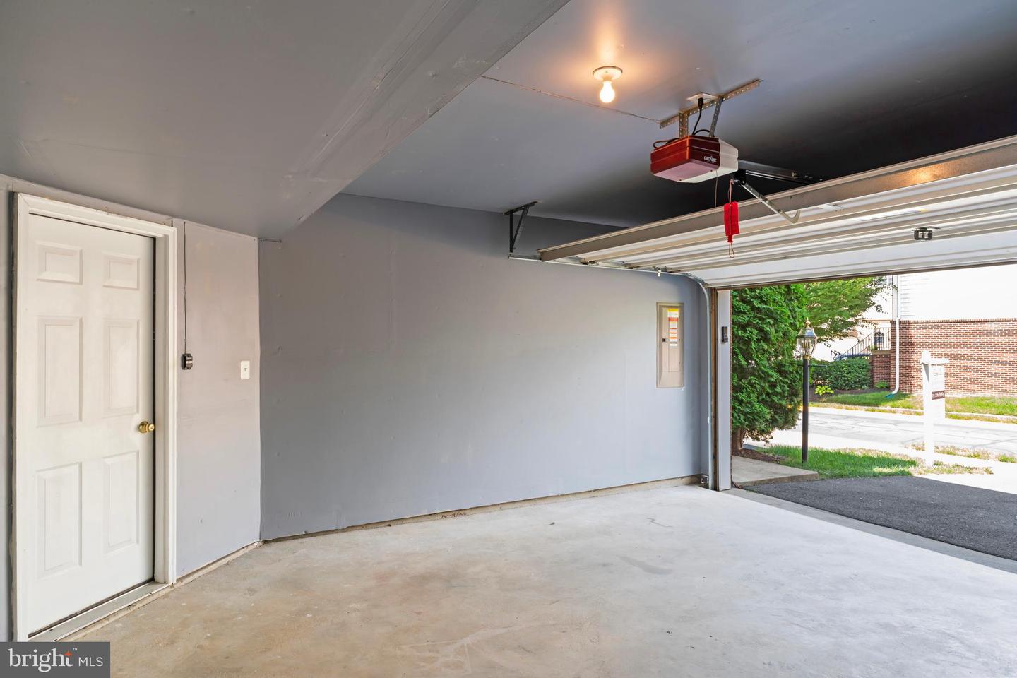 7589 GREY GOOSE WAY, ALEXANDRIA, Virginia 22306, 3 Bedrooms Bedrooms, ,3 BathroomsBathrooms,Residential,For sale,7589 GREY GOOSE WAY,VAFX2252706 MLS # VAFX2252706
