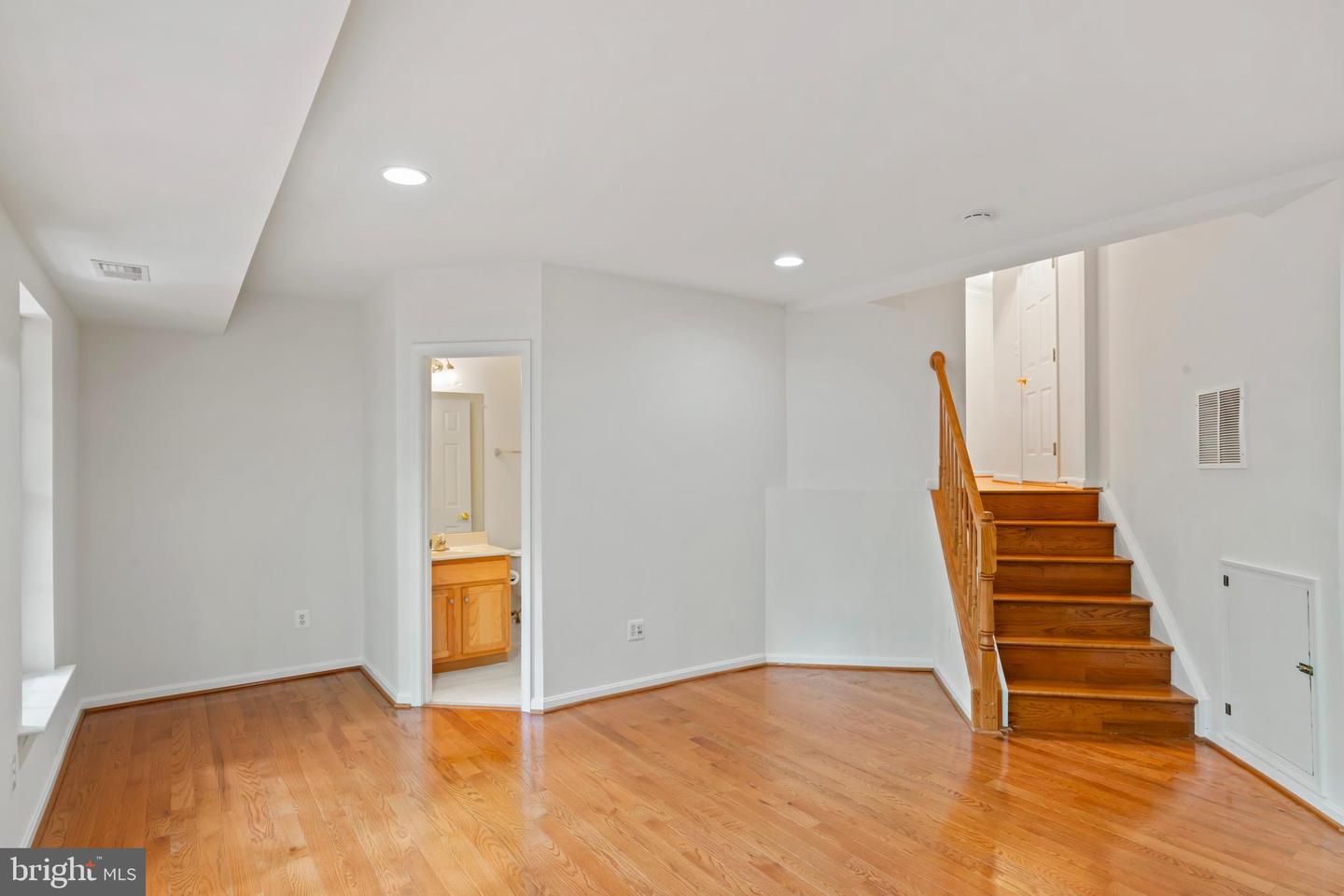 7589 GREY GOOSE WAY, ALEXANDRIA, Virginia 22306, 3 Bedrooms Bedrooms, ,3 BathroomsBathrooms,Residential,For sale,7589 GREY GOOSE WAY,VAFX2252706 MLS # VAFX2252706