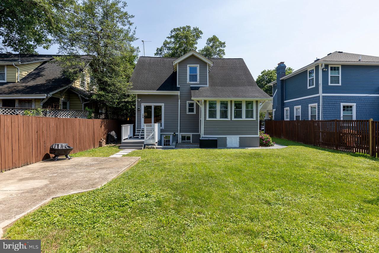 1355 MONTAGUE ST NW, WASHINGTON, District Of Columbia 20011, 6 Bedrooms Bedrooms, ,4 BathroomsBathrooms,Residential,For sale,1355 MONTAGUE ST NW,DCDC2209252 MLS # DCDC2209252