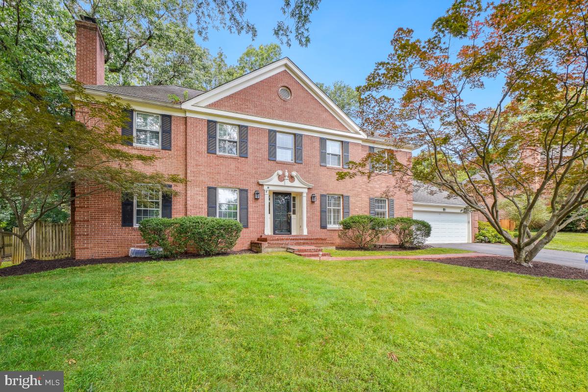 1210 SUFFIELD DR, MCLEAN, Virginia 22101, 4 Bedrooms Bedrooms, ,4 BathroomsBathrooms,Residential,For sale,1210 SUFFIELD DR,VAFX2254124 MLS # VAFX2254124