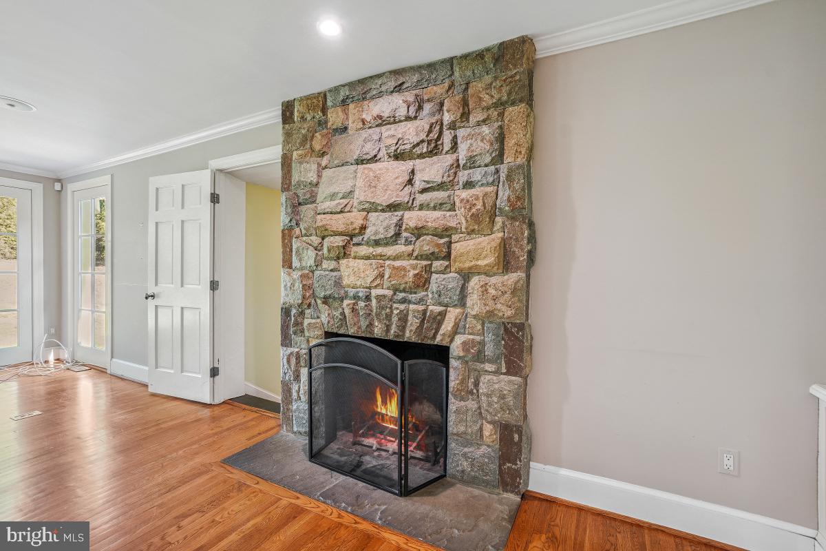 1210 SUFFIELD DR, MCLEAN, Virginia 22101, 4 Bedrooms Bedrooms, ,4 BathroomsBathrooms,Residential,For sale,1210 SUFFIELD DR,VAFX2254124 MLS # VAFX2254124