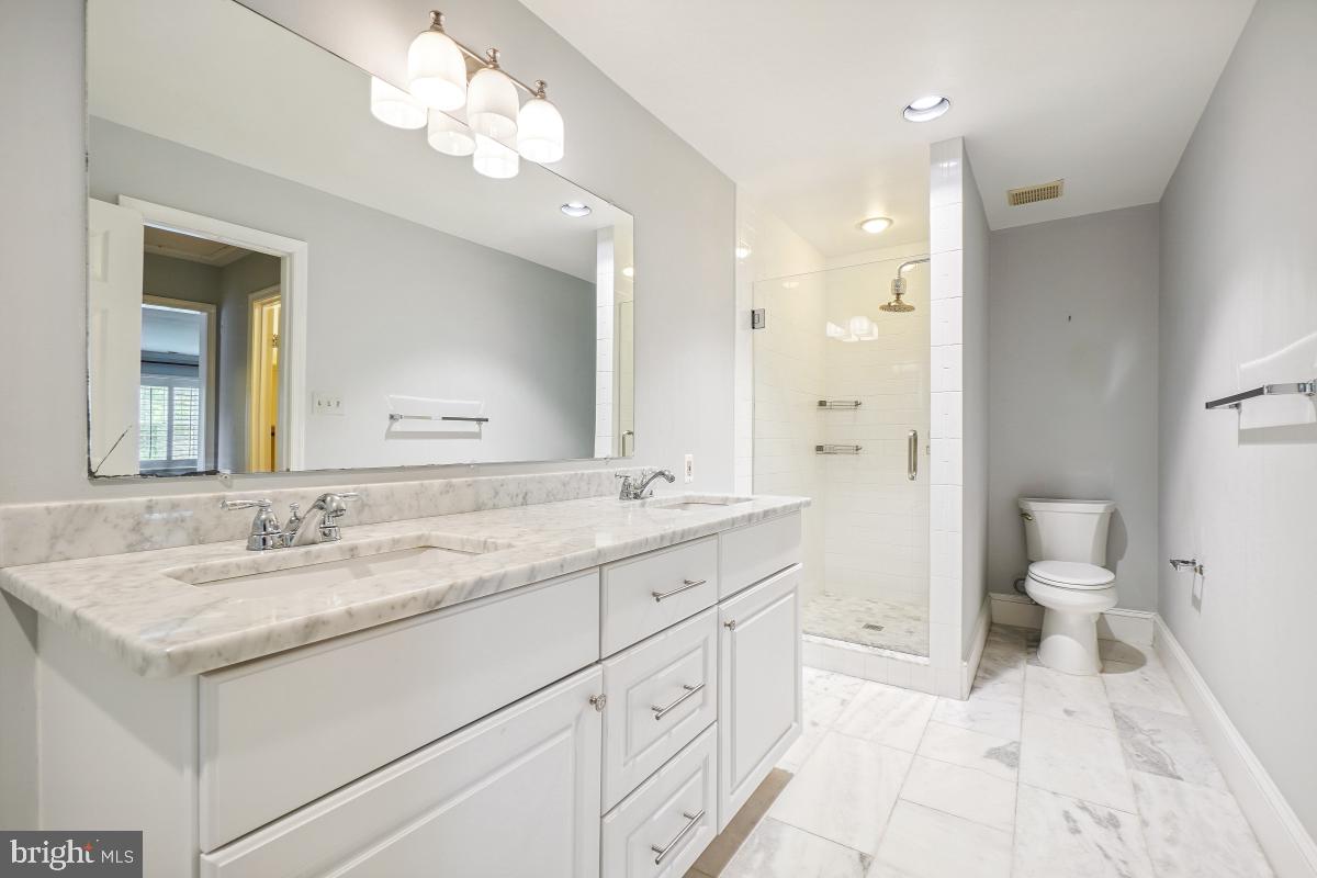 1210 SUFFIELD DR, MCLEAN, Virginia 22101, 4 Bedrooms Bedrooms, ,4 BathroomsBathrooms,Residential,For sale,1210 SUFFIELD DR,VAFX2254124 MLS # VAFX2254124