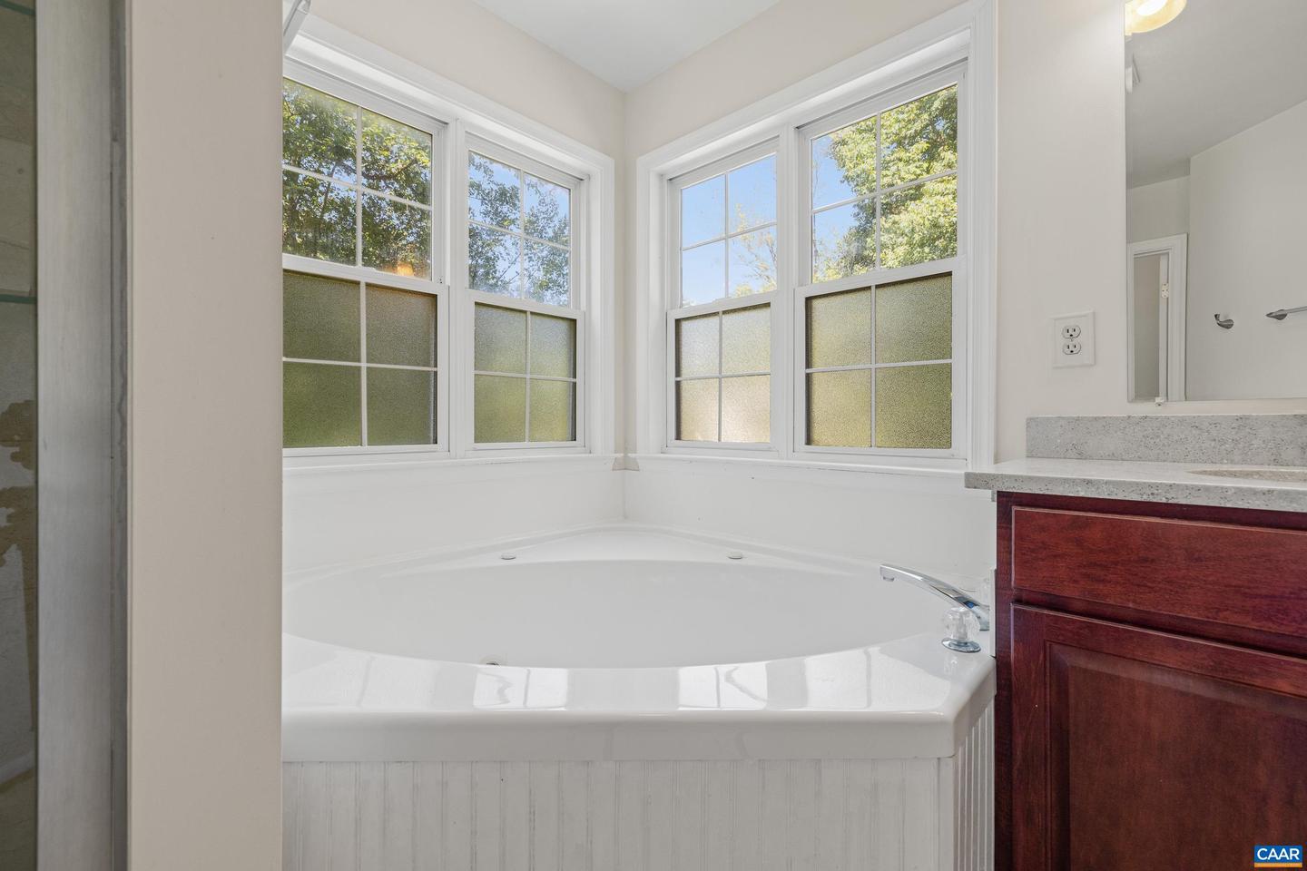 2777 PEPPERVINE CT, CHARLOTTESVILLE, Virginia 22911, 5 Bedrooms Bedrooms, ,3 BathroomsBathrooms,Residential,For sale,2777 PEPPERVINE CT,666469 MLS # 666469