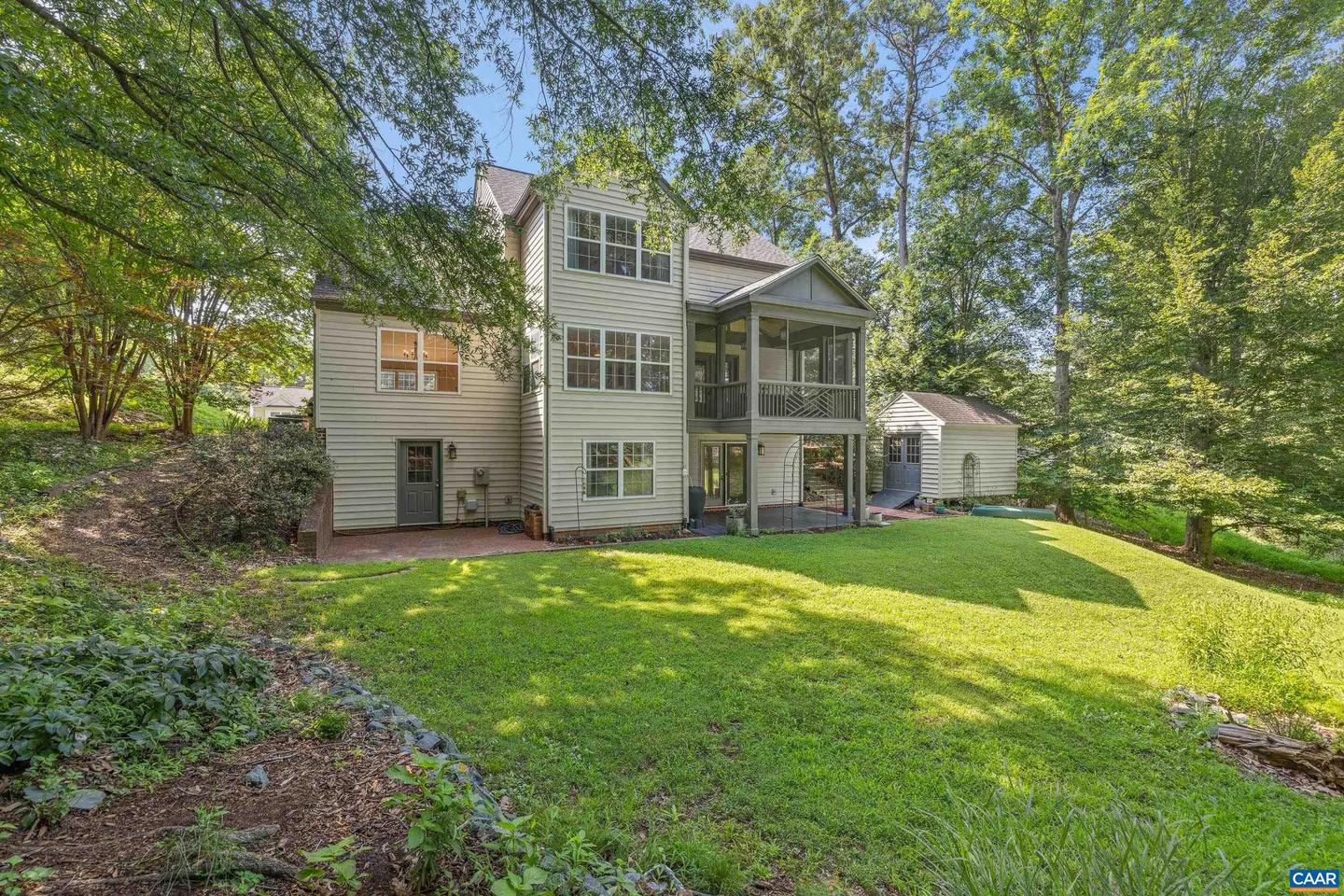 2777 PEPPERVINE CT, CHARLOTTESVILLE, Virginia 22911, 5 Bedrooms Bedrooms, ,3 BathroomsBathrooms,Residential,For sale,2777 PEPPERVINE CT,666469 MLS # 666469