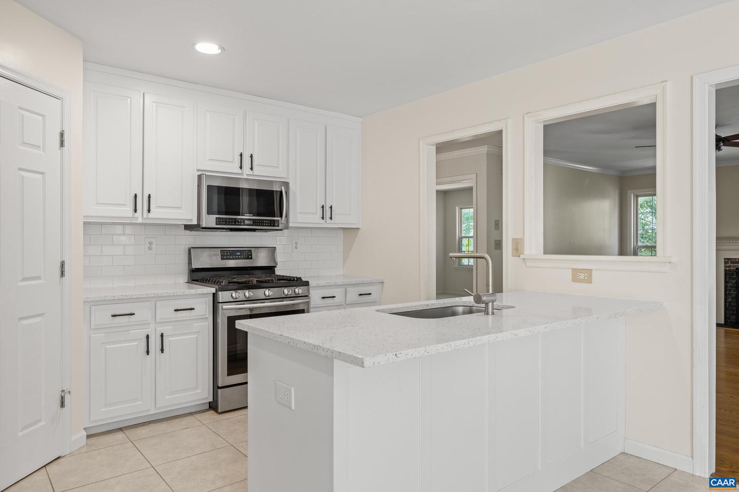 2777 PEPPERVINE CT, CHARLOTTESVILLE, Virginia 22911, 5 Bedrooms Bedrooms, ,3 BathroomsBathrooms,Residential,For sale,2777 PEPPERVINE CT,666469 MLS # 666469