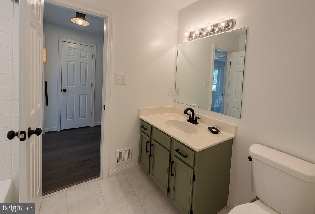 13512 DARTER CT, CLIFTON, Virginia 20124, 3 Bedrooms Bedrooms, ,3 BathroomsBathrooms,Residential,For sale,13512 DARTER CT,VAFX2254370 MLS # VAFX2254370
