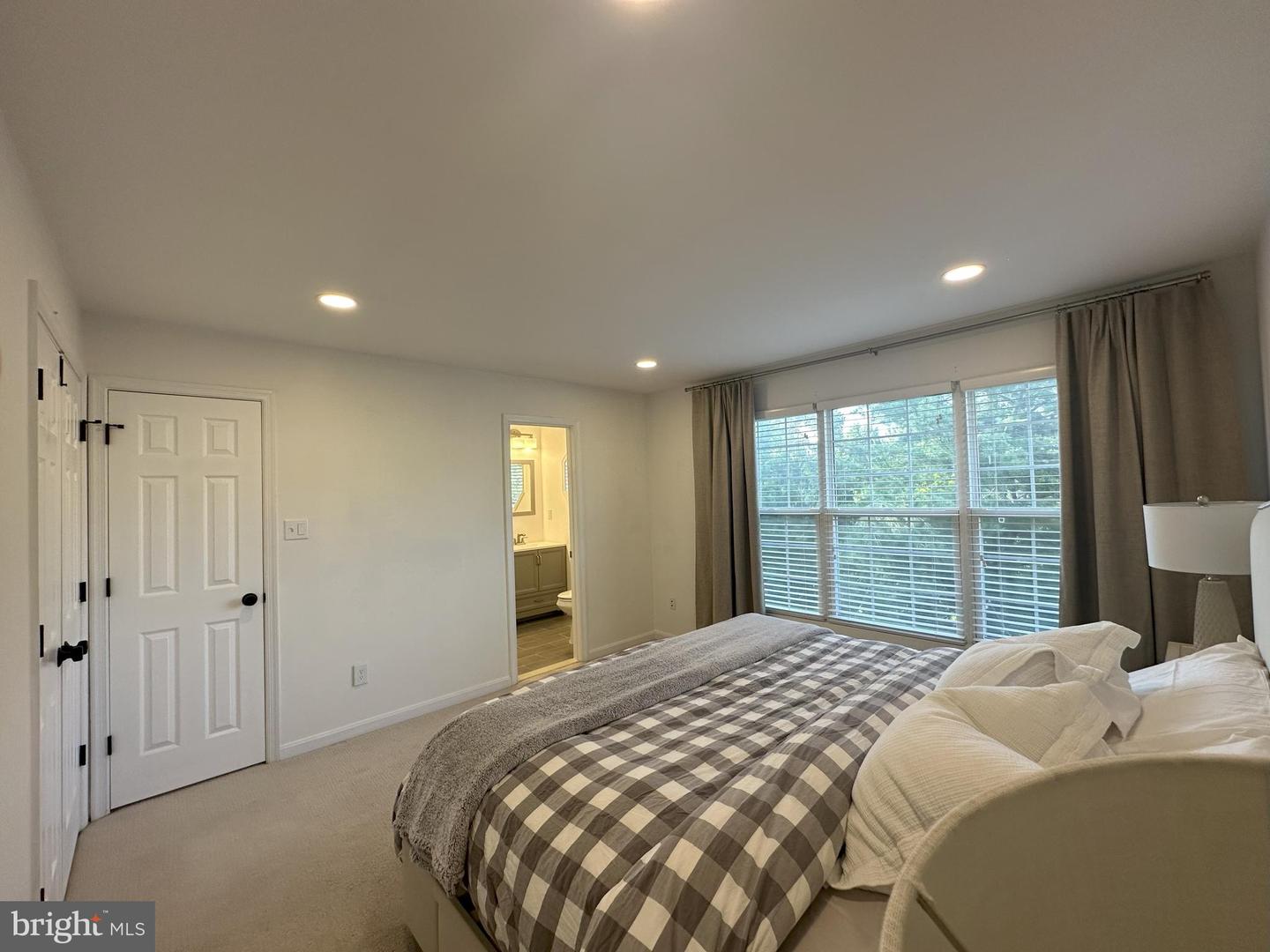 13512 DARTER CT, CLIFTON, Virginia 20124, 3 Bedrooms Bedrooms, ,3 BathroomsBathrooms,Residential,For sale,13512 DARTER CT,VAFX2254370 MLS # VAFX2254370
