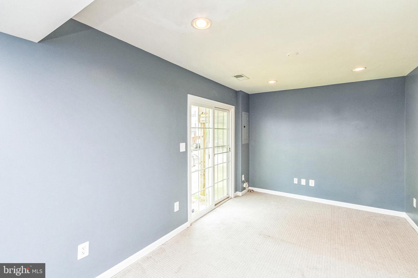 3077 CHINKAPIN OAK LN, WOODBRIDGE, Virginia 22191, 3 Bedrooms Bedrooms, ,3 BathroomsBathrooms,Residential,For sale,3077 CHINKAPIN OAK LN,VAPW2098788 MLS # VAPW2098788