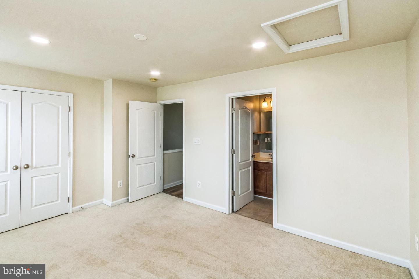 3077 CHINKAPIN OAK LN, WOODBRIDGE, Virginia 22191, 3 Bedrooms Bedrooms, ,3 BathroomsBathrooms,Residential,For sale,3077 CHINKAPIN OAK LN,VAPW2098788 MLS # VAPW2098788