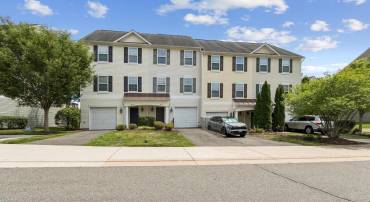 3077 CHINKAPIN OAK LN, WOODBRIDGE, Virginia 22191, 3 Bedrooms Bedrooms, ,3 BathroomsBathrooms,Residential,For sale,3077 CHINKAPIN OAK LN,VAPW2098788 MLS # VAPW2098788